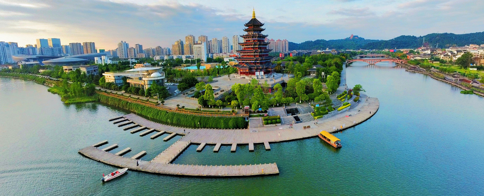 興企愛(ài)崗、志美行厲、建功立業(yè)